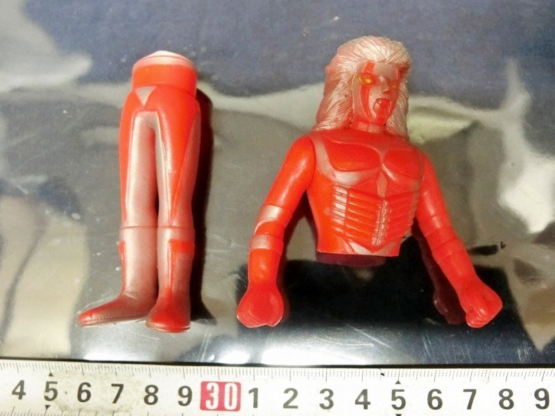 L3748 メガロマン ジン男組 タカトク ソフビ 人形 フィギュア L3748 メガロマン ジン男組 タカトク ソフビ 人形 フィギュア