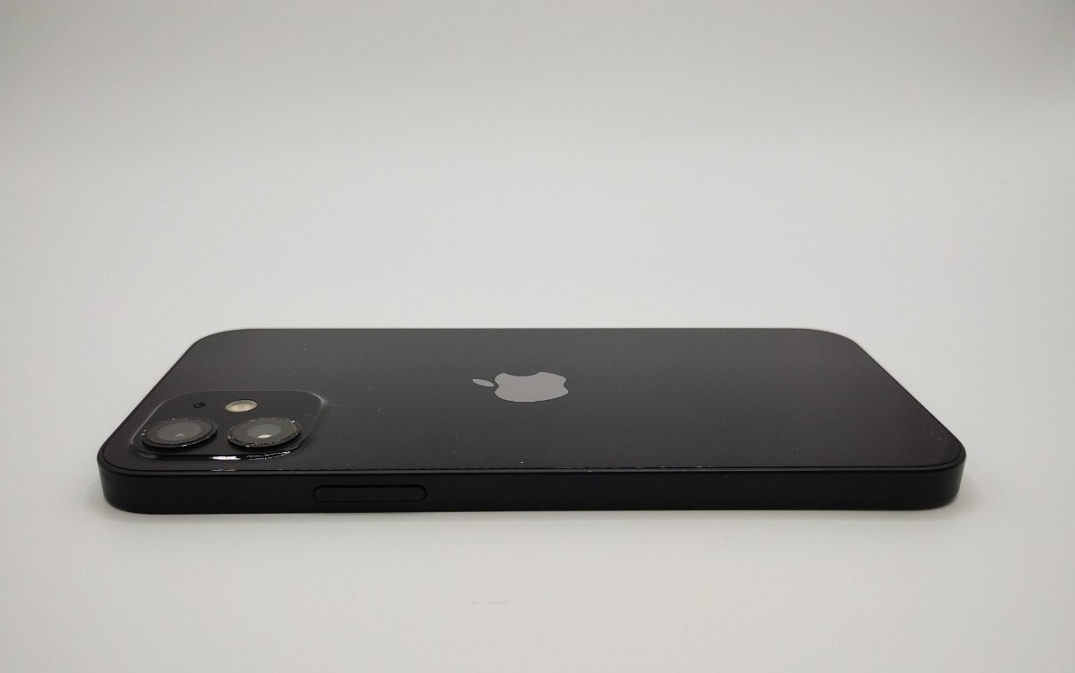 Apple au SIMロックなし iPhone12 MGJ03J/A(iPhone)|売買された Apple au SIMロックなし iPhone12 MGJ03J/A(iPhone)|売買された