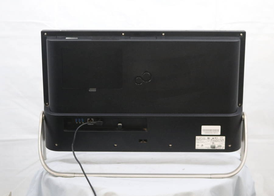 最終出品！　FUJITSU FMVF70B3BZ ESPRIMO FH70/B3　Core i7 7700HQ 2.80GHz 8GB■現(xiàn)狀品