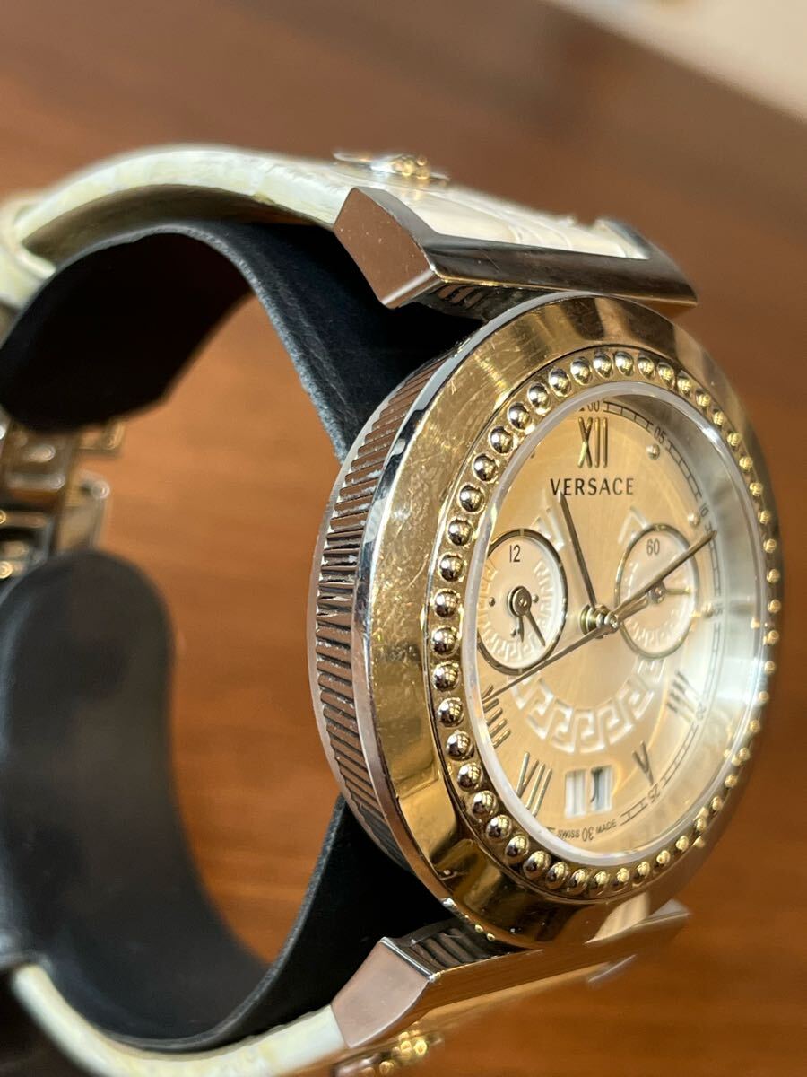 A484/【中古品】Versace クロノグラフ クォーツ 腕時計 稼働