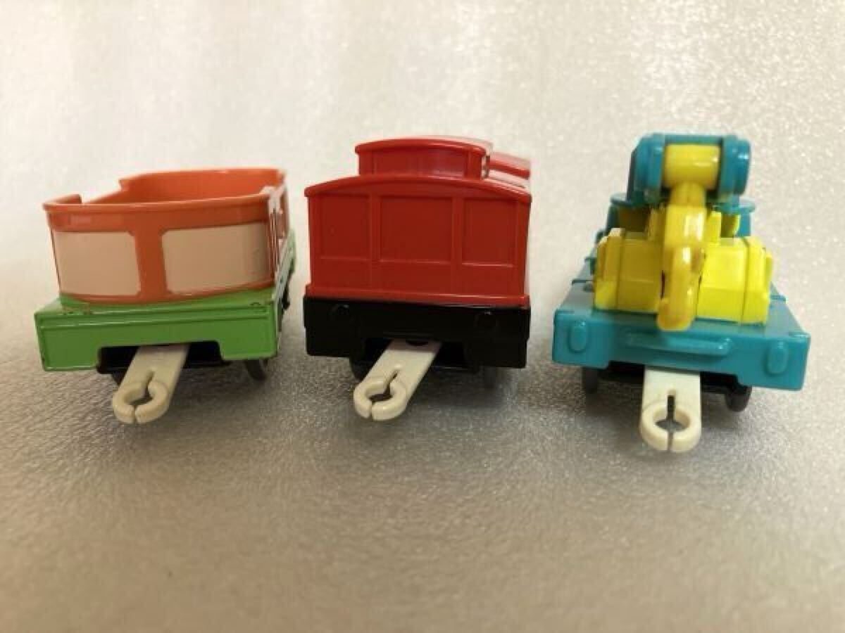 プラレール　チャギントンシリーズ　ウィルソンとキャリーと貨車　同梱対応可　タカラトミー　TAKARATOMY　管理番号120
