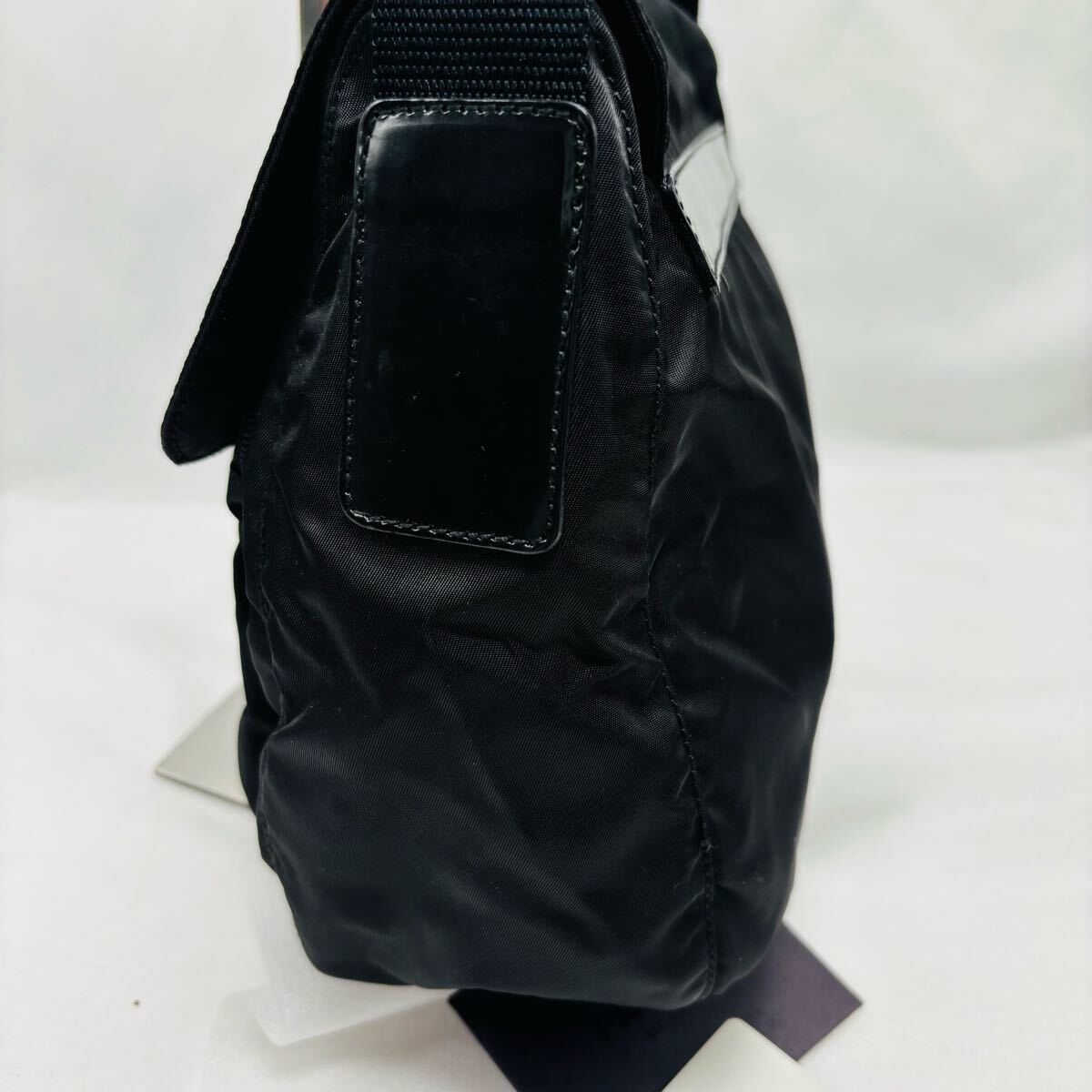 PRADA プラダ ショルダーバッグ 三角ロゴ ナイロン テスート PRADA プラダ ショルダーバッグ 三角ロゴ ナイロン テスート