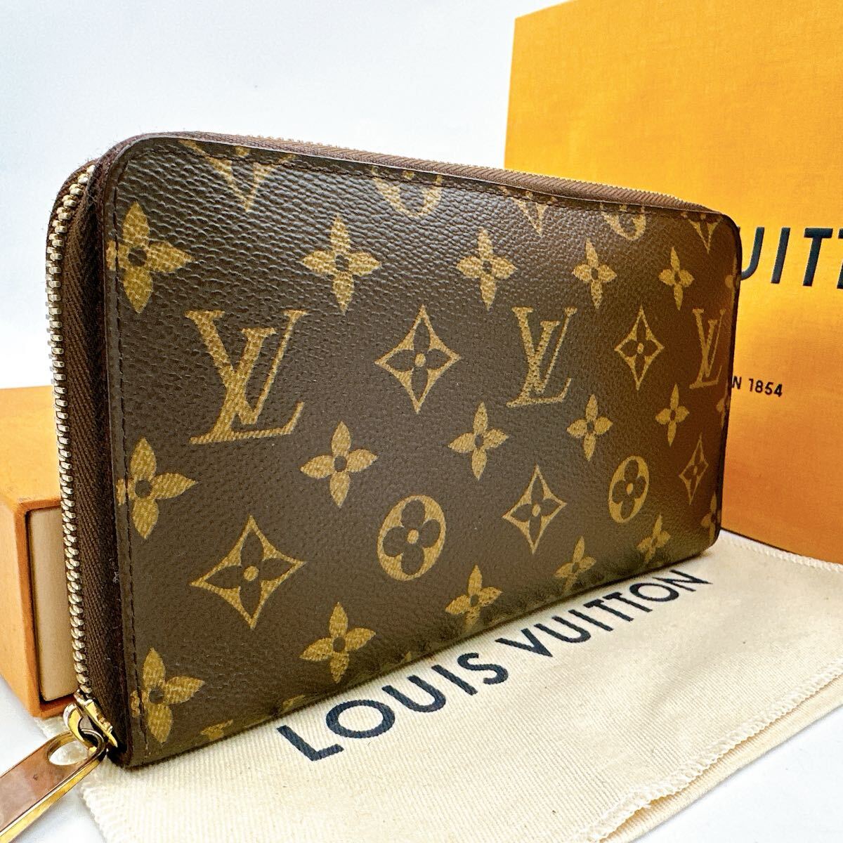 4403【ほぼ極美品】LOUIS VUITTON ルイヴィトン モノグラム 4403【ほぼ極美品】LOUIS VUITTON ルイヴィトン モノグラム