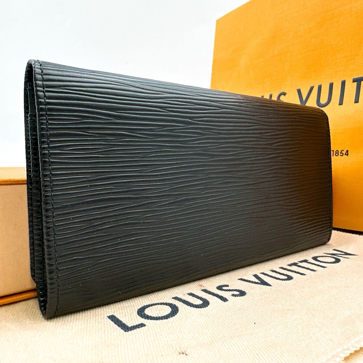 4485【新品未使用】LOUIS VUITTON ルイヴィトン エピ ポルトエン 4485【新品未使用】LOUIS VUITTON ルイヴィトン エピ ポルトエン