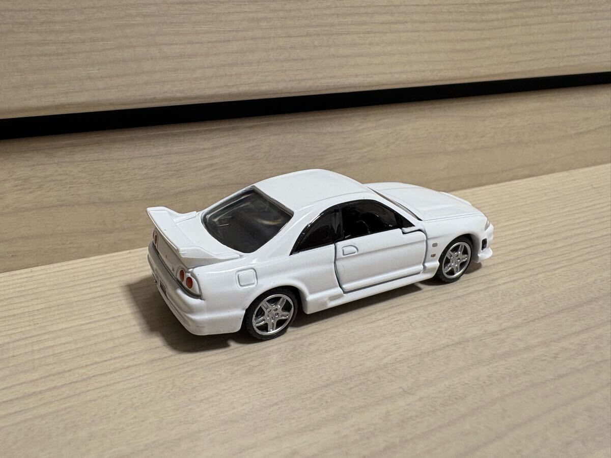 トミカプレミアム No.13 日産 日産 スカイライン GT-R R33 トミカプレミアム No.13 日産 日産 スカイライン GT-R R33