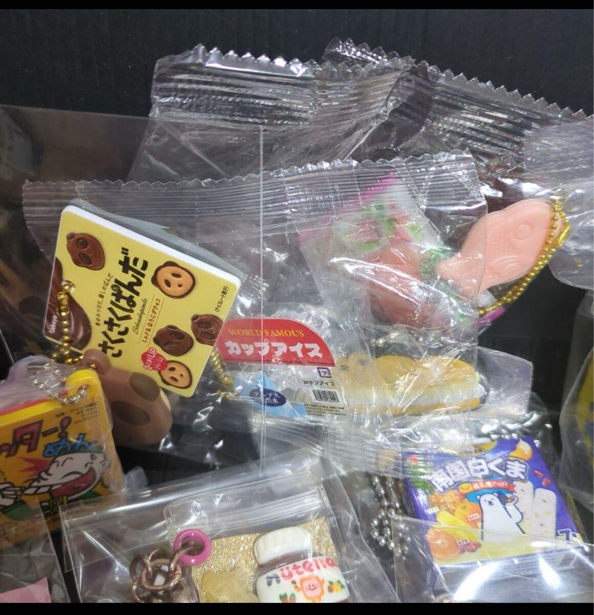 新品 大量 27 個 お菓子 駄菓子 リーメント ガチャガチャ