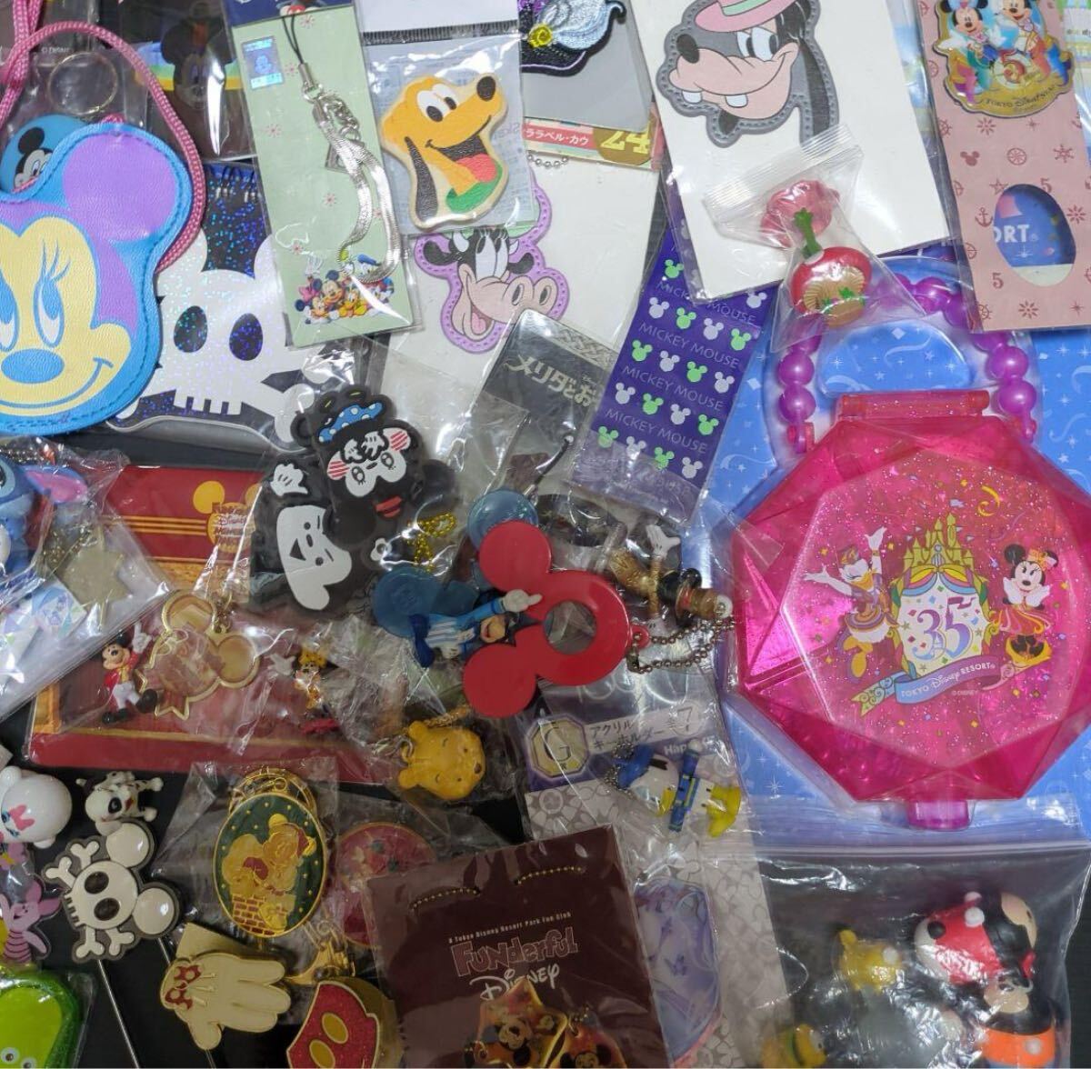 新品 未使用 美品 中古 64個 ディズニーグッズ 大量 まとめ売り 新品 未使用 美品 中古 64個 ディズニーグッズ 大量 まとめ売り