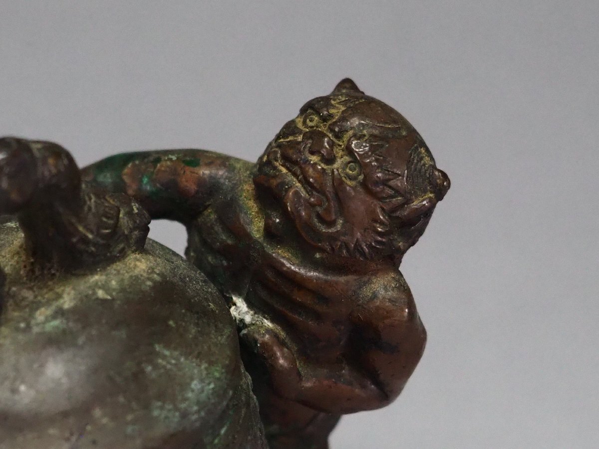 治】金工家作 唐銅製 鬼梵鐘蓋物☆高さ 7.2cm 重さ 318g 香炉 治】金工家作 唐銅製 鬼梵鐘蓋物☆高さ 7.2cm 重さ 318g 香炉