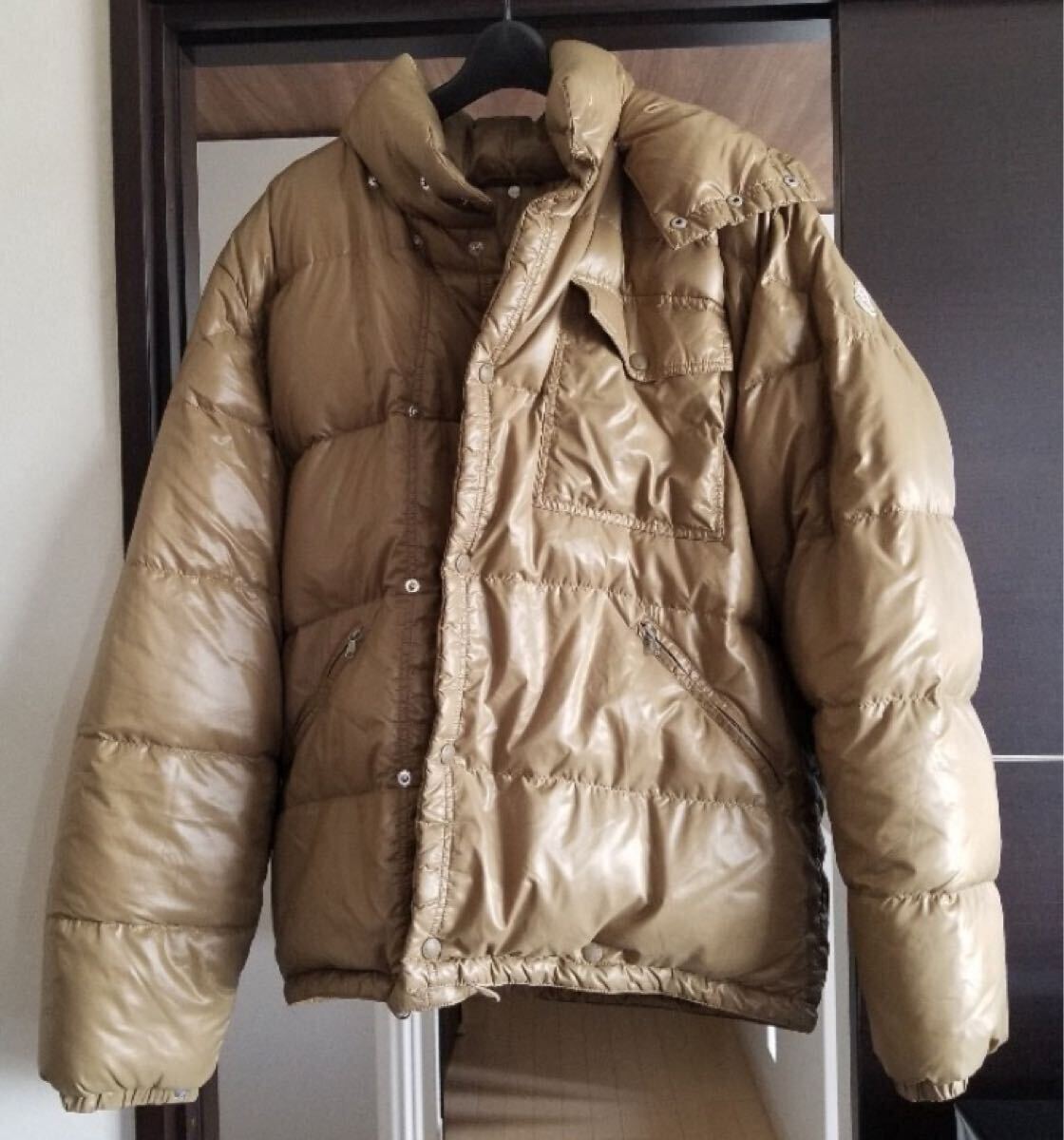 美品 送料無料 売り切り モンクレール size 4 (XL〜2XL程度 美品 送料無料 売り切り モンクレール size 4 (XL〜2XL程度