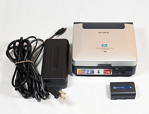 03ページ 中古品】 SONY GV-D1000 4型液晶モニター搭載DVビデオ