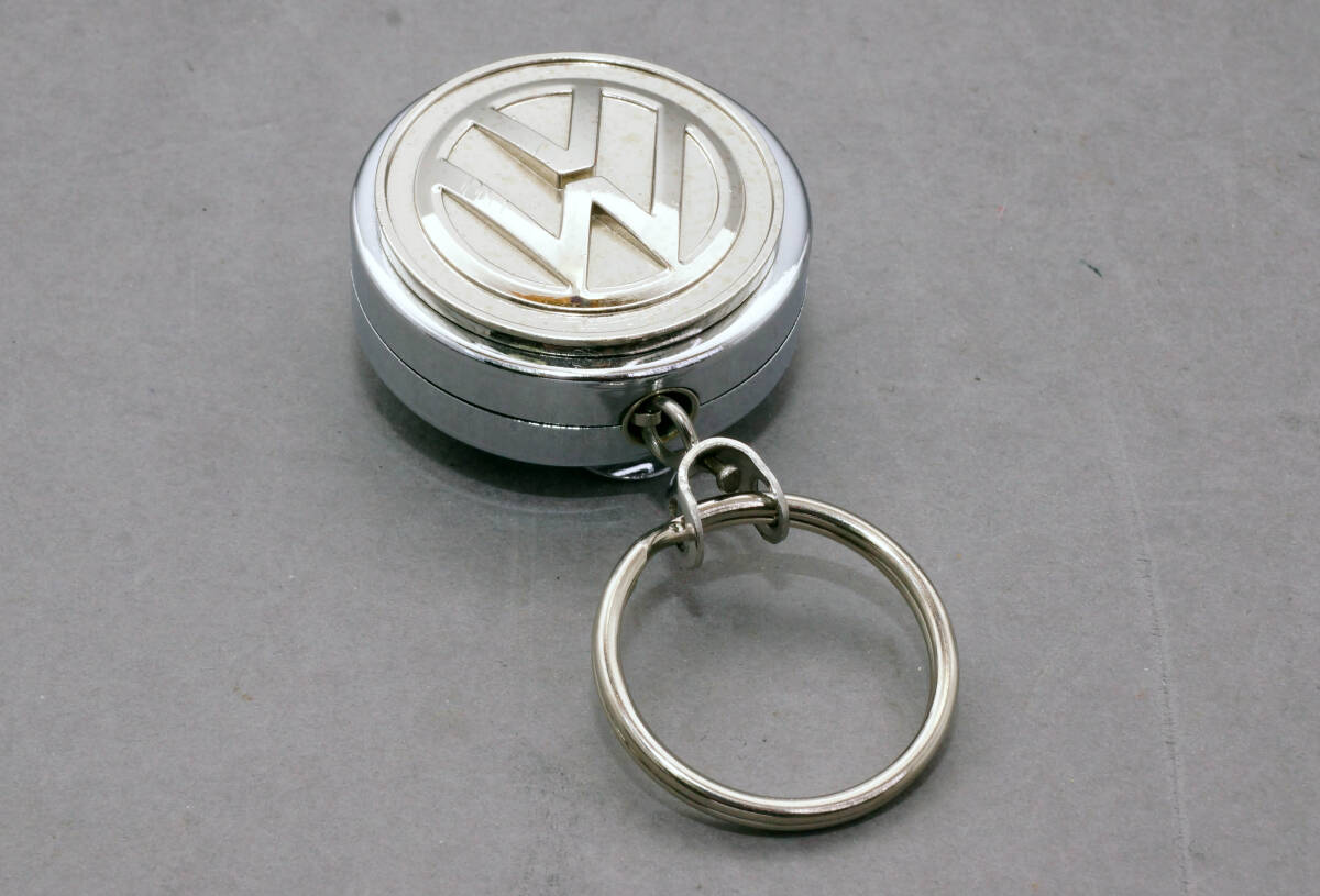 VW　フォルクスワーゲン　エンブレム　チェーンリール キーホルダー 