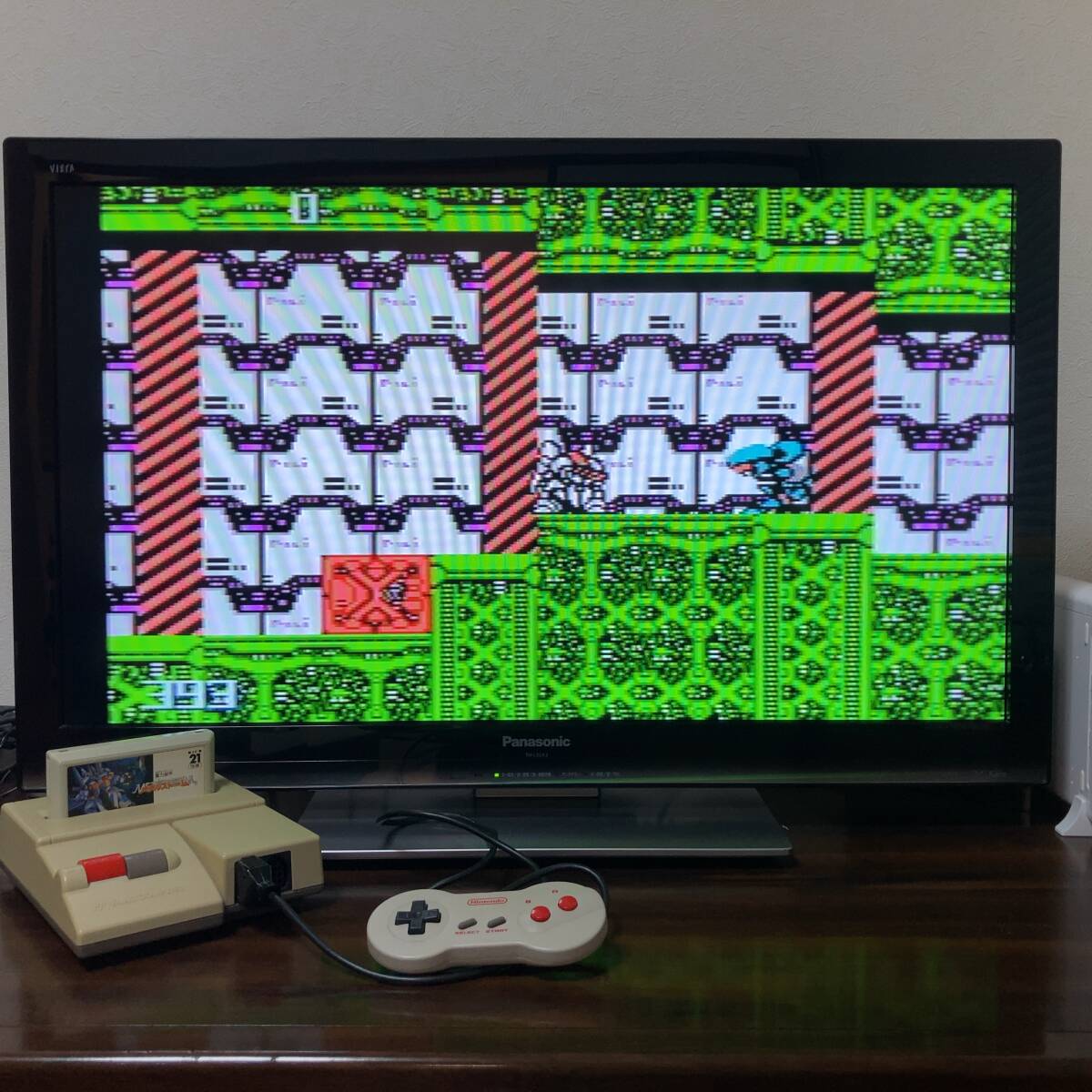 1円～ ファミコン 「重力装甲メタルストーム」 動作確認済