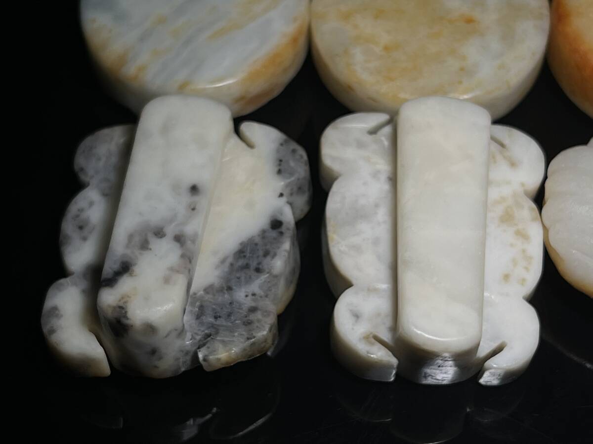 中国古玩 時代物 和田玉 翡翠 瑪瑙 沈香 琥珀 獣面紋彫リ 極細工 中国古玩 時代物 和田玉 翡翠 瑪瑙 沈香 琥珀 獣面紋彫リ 極細工