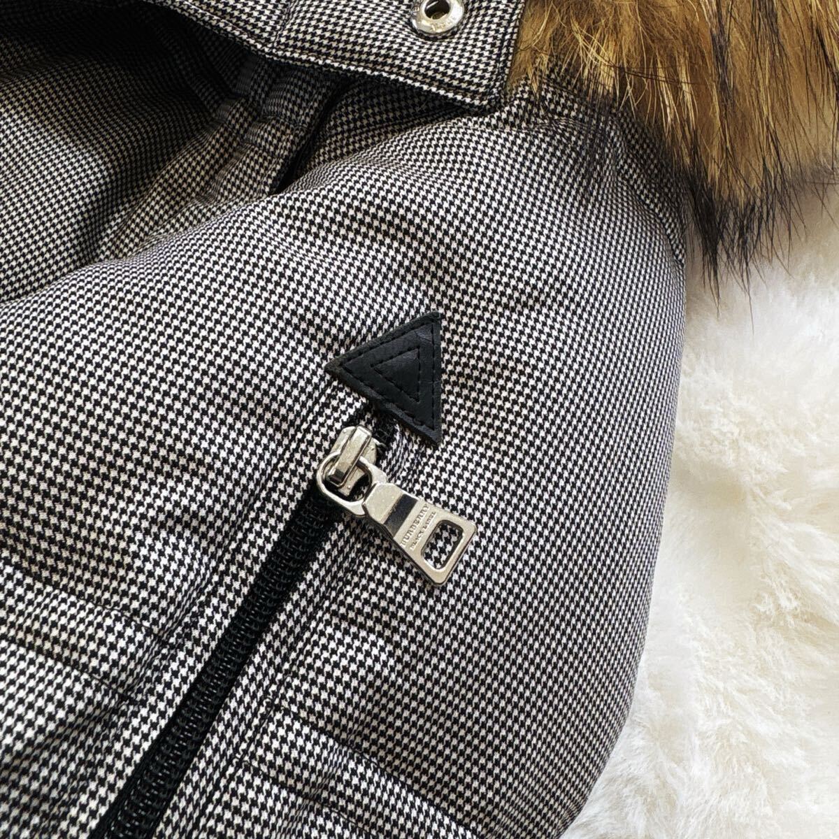 x8一生モノ!!!【最高峰タヌキファー!!】定価12万○BURBERRY x8一生モノ!!!【最高峰タヌキファー!!】定価12万○BURBERRY