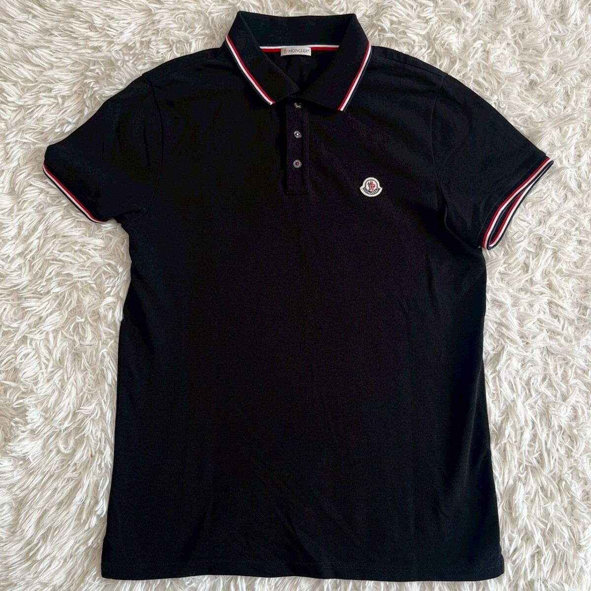 極美品 Lサイズ MONCLER ポロシャツ ブラック 鹿の子 半袖 極美品 Lサイズ MONCLER ポロシャツ ブラック 鹿の子 半袖