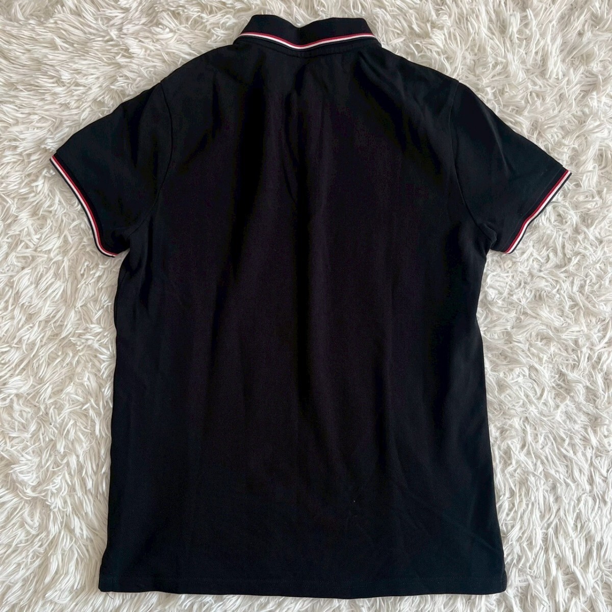 極美品 Lサイズ MONCLER ポロシャツ ブラック 鹿の子 半袖 極美品 Lサイズ MONCLER ポロシャツ ブラック 鹿の子 半袖