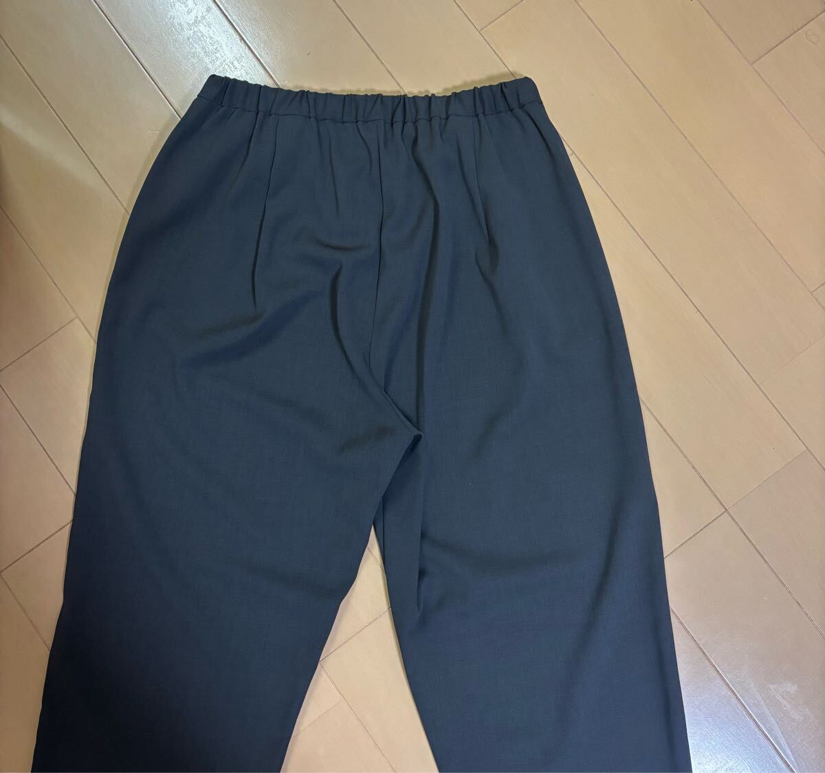 ミズイロインド　 グレー系パンツ　美品　送料無(wú)料