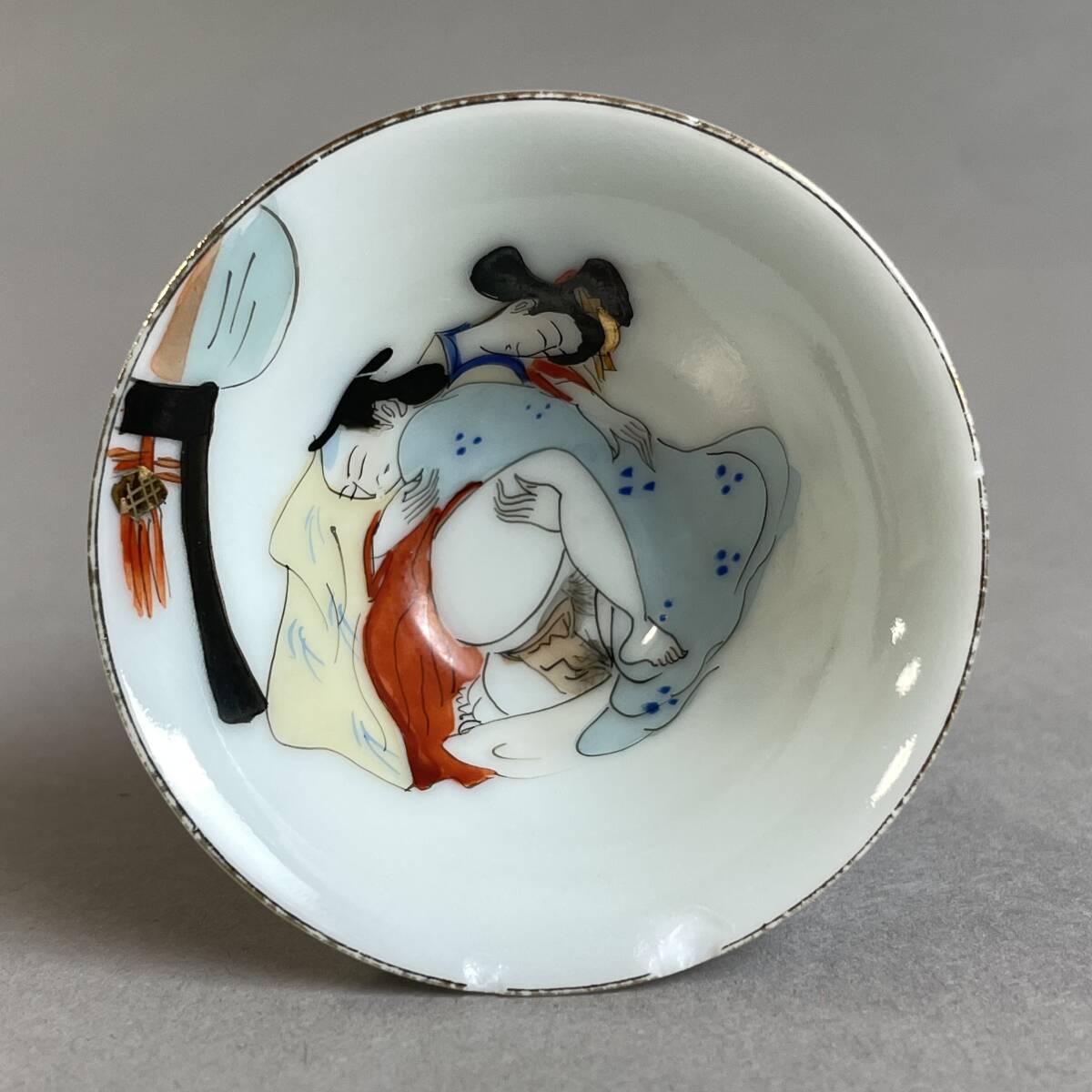 MS2859 時代 九谷焼 春画 艶画 枕絵 酒盃 杯 5点 絵変わり MS2859 時代 九谷焼 春画 艶画 枕絵 酒盃 杯 5点 絵変わり