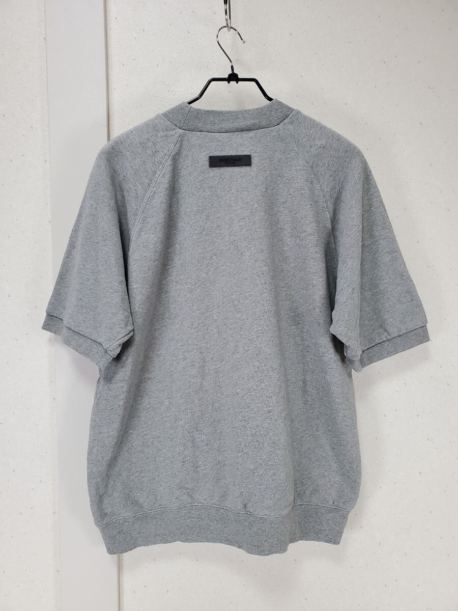 美品 ESSENTIALS エッセンシャルズ オーバーサイズ 半袖 美品 ESSENTIALS エッセンシャルズ オーバーサイズ 半袖