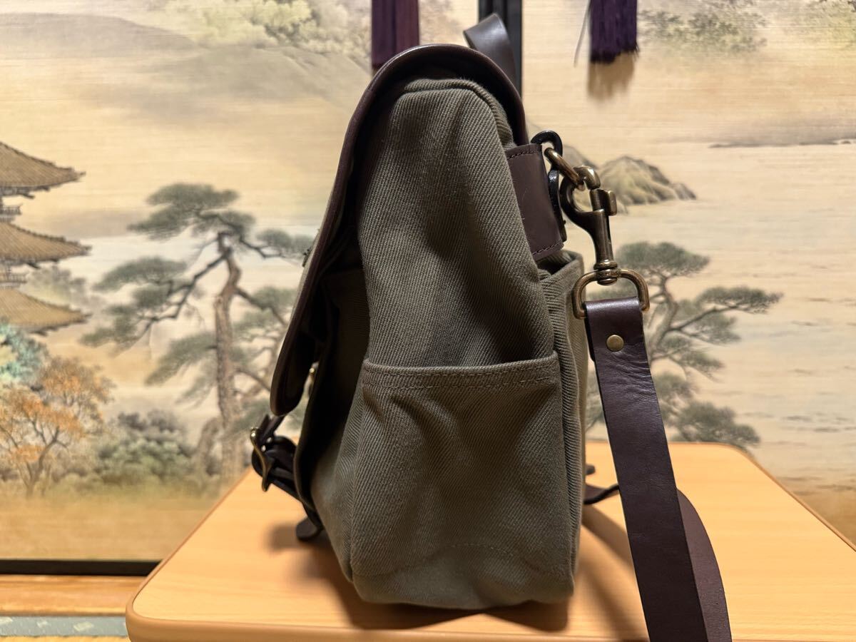 FILSON MEDIUM RUGGED TWILL FIELD BAG OTTER GREEN 米国製 FILSON MEDIUM RUGGED TWILL FIELD BAG OTTER GREEN 米国製