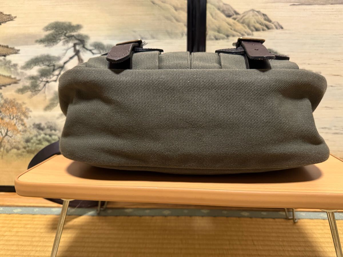 FILSON MEDIUM RUGGED TWILL FIELD BAG OTTER GREEN 米国製 FILSON MEDIUM RUGGED TWILL FIELD BAG OTTER GREEN 米国製