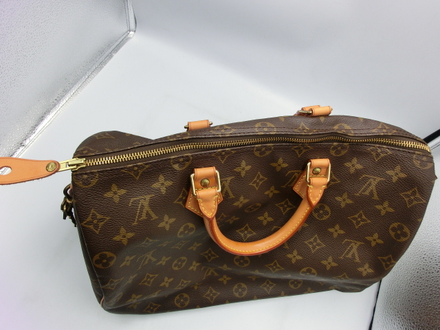 LOUIS VUITTON ルイヴィトン モノグラム スピーディ35 バッグ LOUIS VUITTON ルイヴィトン モノグラム スピーディ35 バッグ