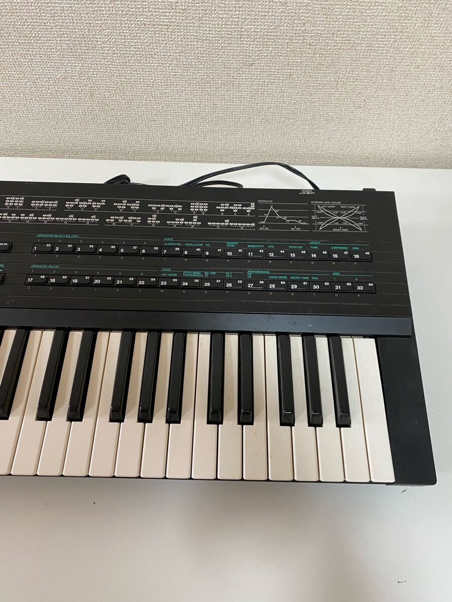 d*☆中古品 YAMAHA ヤマハ DX7Ⅱ-FD シンセサイザー フロッピー d*☆中古品 YAMAHA ヤマハ DX7Ⅱ-FD シンセサイザー フロッピー