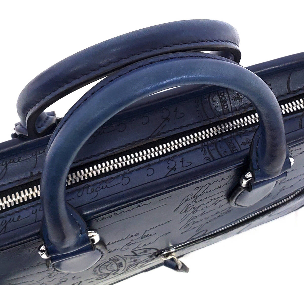 B4998 ほぼ未使用【ベルルッティ】アンジュールガリバー 2way B4998 ほぼ未使用【ベルルッティ】アンジュールガリバー 2way