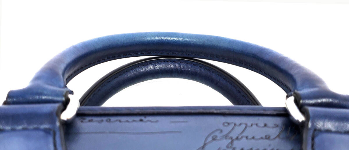 B4998 ほぼ未使用【ベルルッティ】アンジュールガリバー 2way B4998 ほぼ未使用【ベルルッティ】アンジュールガリバー 2way