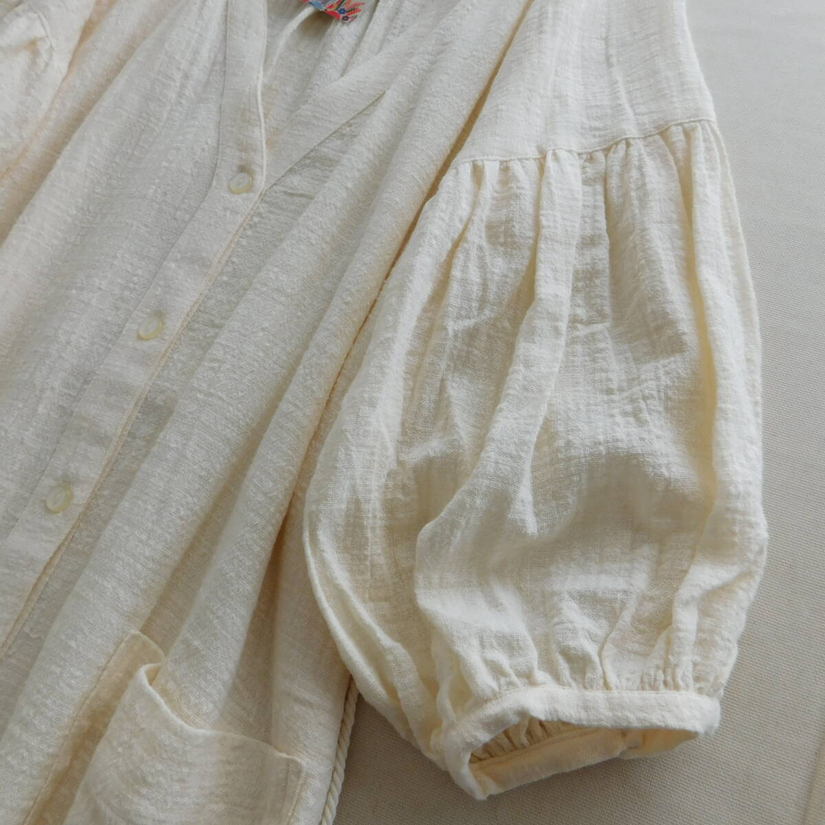 【新品】チチカカ★ロングガウンコート★定価6039★C066