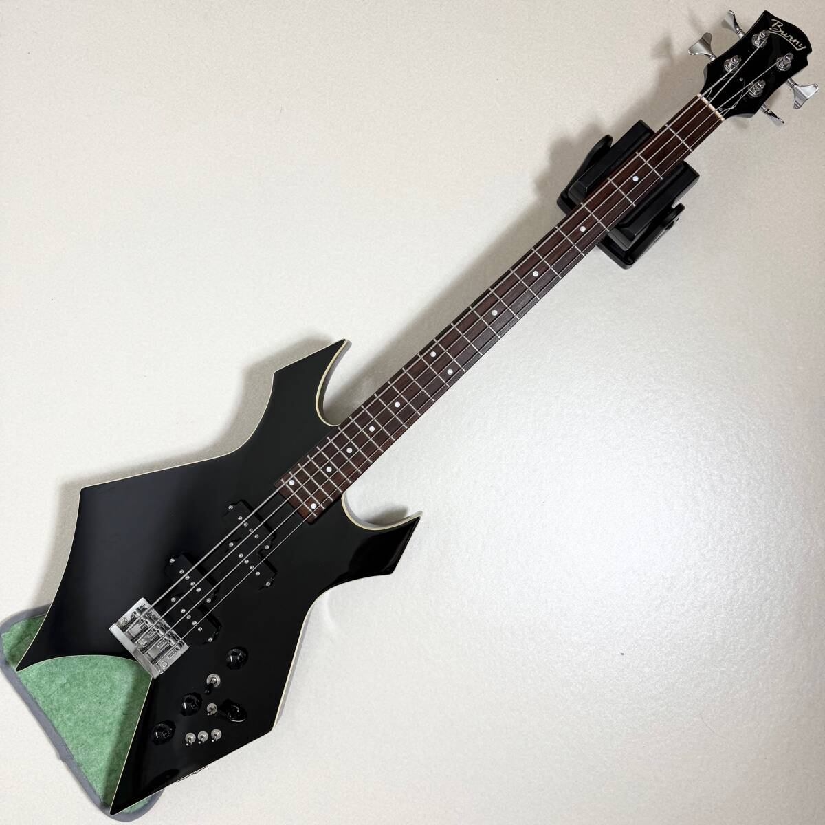 美品 Burny BWB-90 スルーネック Boost 搭載 エレキベース Yahoo!オークション - 美品 Burny BWB-90 スルーネック Boost