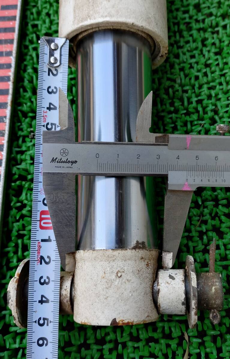 油圧 シリンダー コンバイン 薪割り 単動式 中古 現状品(農業 油圧 シリンダー コンバイン 薪割り 単動式 中古 現状品(農業