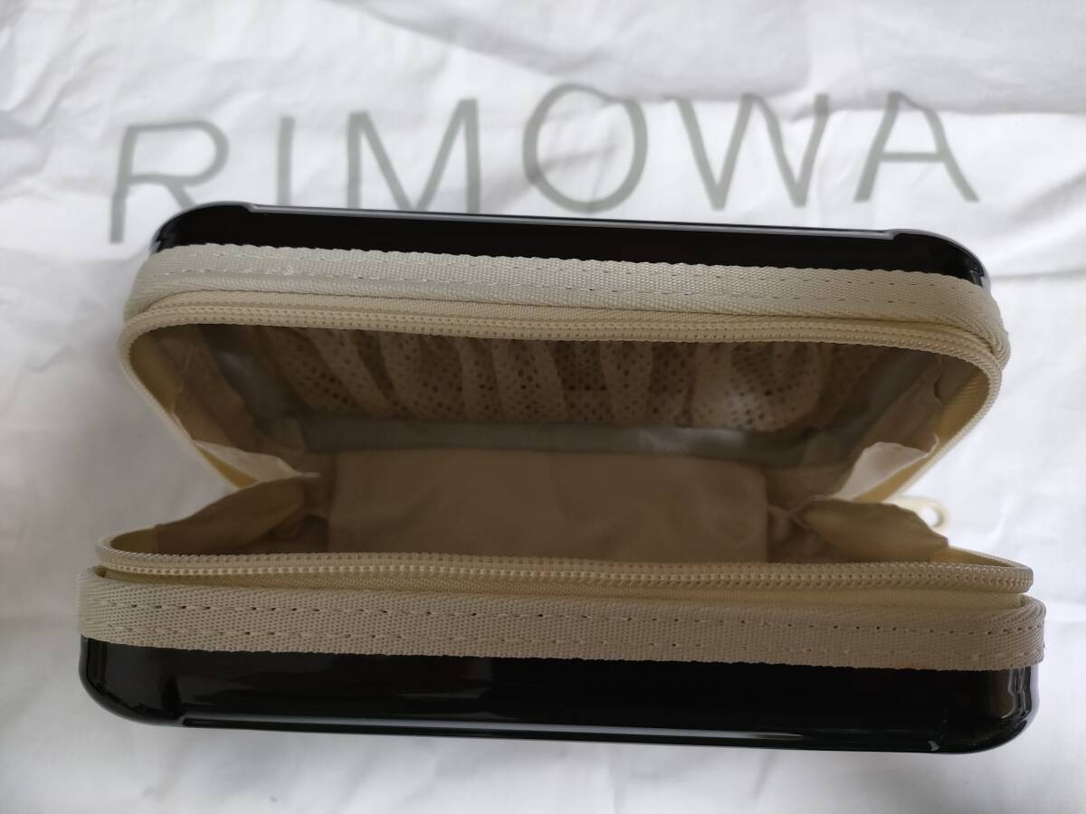 RIMOWA 稀少廃盤タイ航空別注機内アメニティポーチ未使用保管品 RIMOWA 稀少廃盤タイ航空別注機内アメニティポーチ未使用保管品
