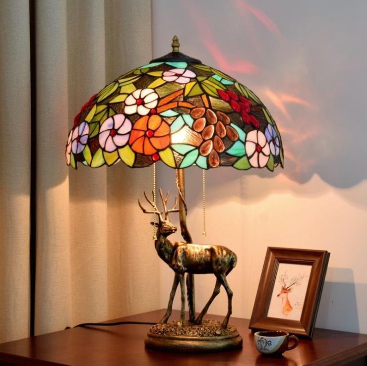 新入荷☆美品☆ヴィンテージステンドランプ ステンドグラス ラン 新入荷☆美品☆ヴィンテージステンドランプ ステンドグラス ラン