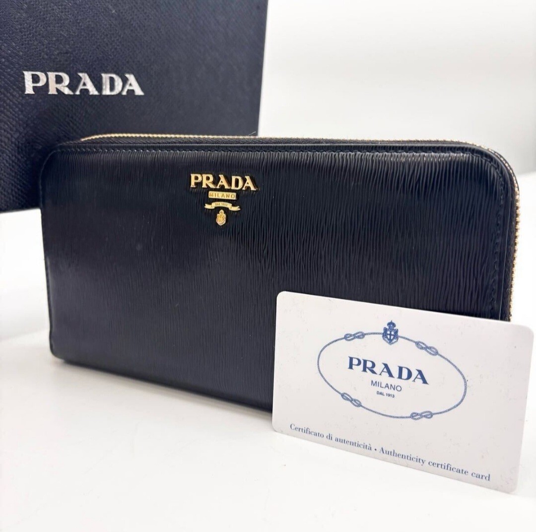 未使用級◇PRADA 長財布 ロングウォレット ゴールドロゴ 金ロゴ 未使用級◇PRADA 長財布 ロングウォレット ゴールドロゴ 金ロゴ