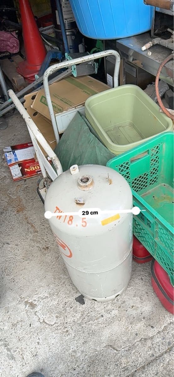 最高 空ボンベ:LPガスボンベ20kg容器 期限切れ 期限切れ穴あけ処理 その他