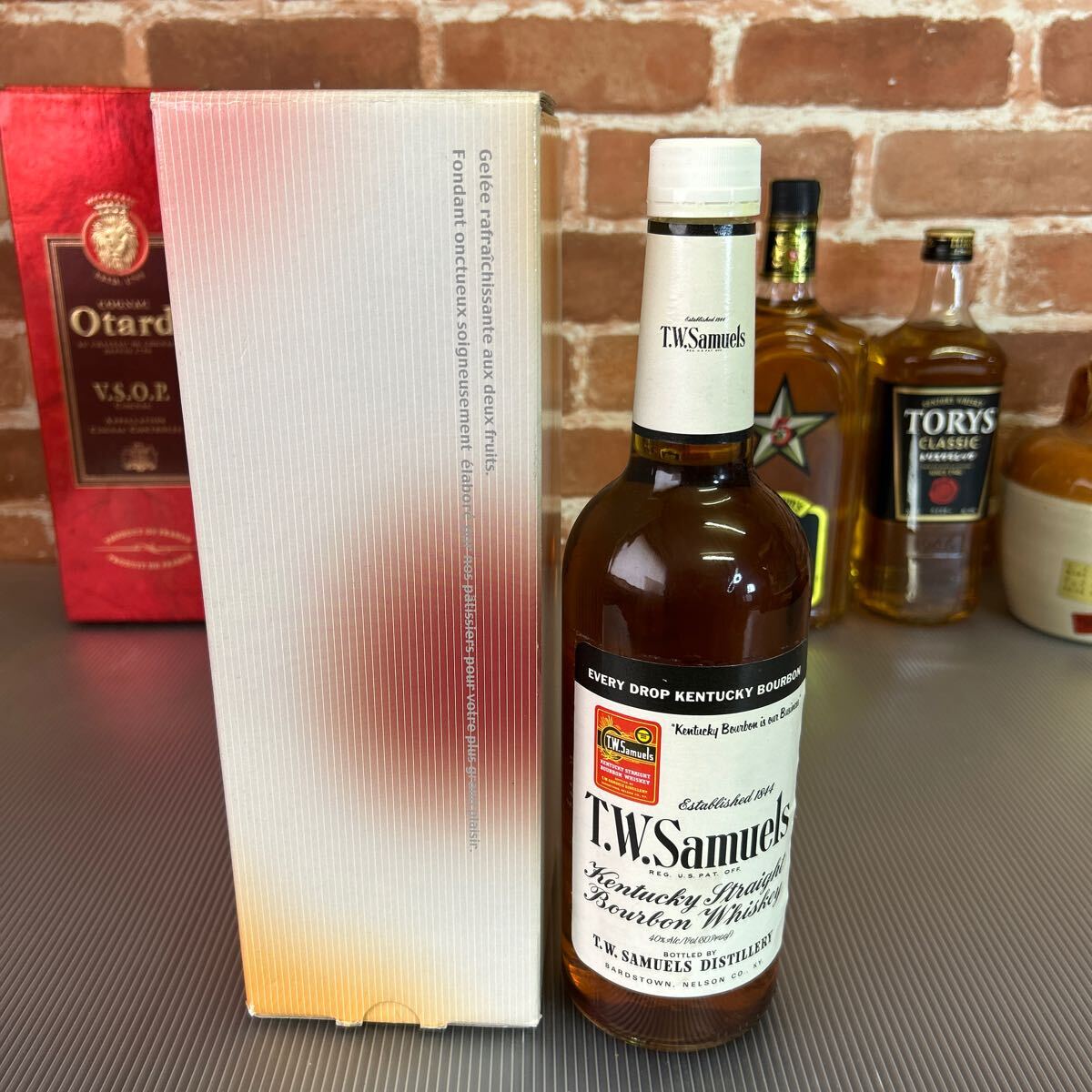 ウイスキー類まとめ売り6点セット 未開封 箱付きあり コニャック ウイスキー類まとめ売り6点セット 未開封 箱付きあり コニャック