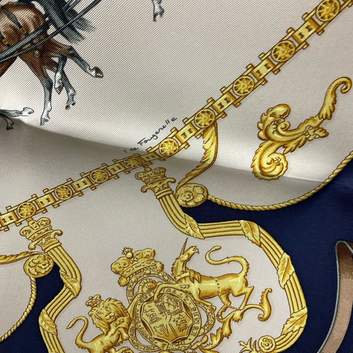 D640-60◇ 【美品】HERMES エルメス カレ90 王室の馬小屋 大判 D640-60◇ 【美品】HERMES エルメス カレ90 王室の馬小屋 大判
