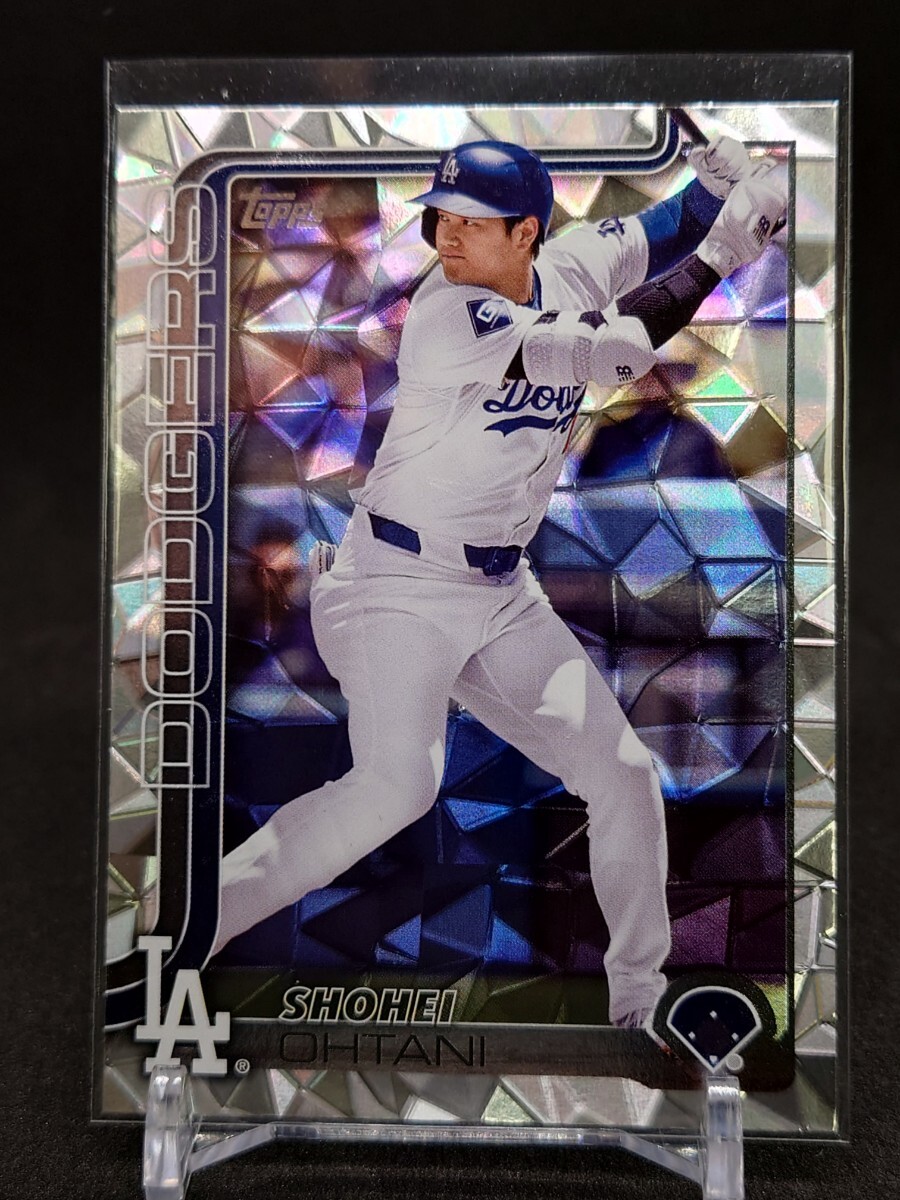 2025 TOPPS SERIES 1 Shohei Ohtani 大谷翔平 #1 Diamante Foil 2025 TOPPS SERIES 1 Shohei Ohtani 大谷翔平 #1 Diamante Foil