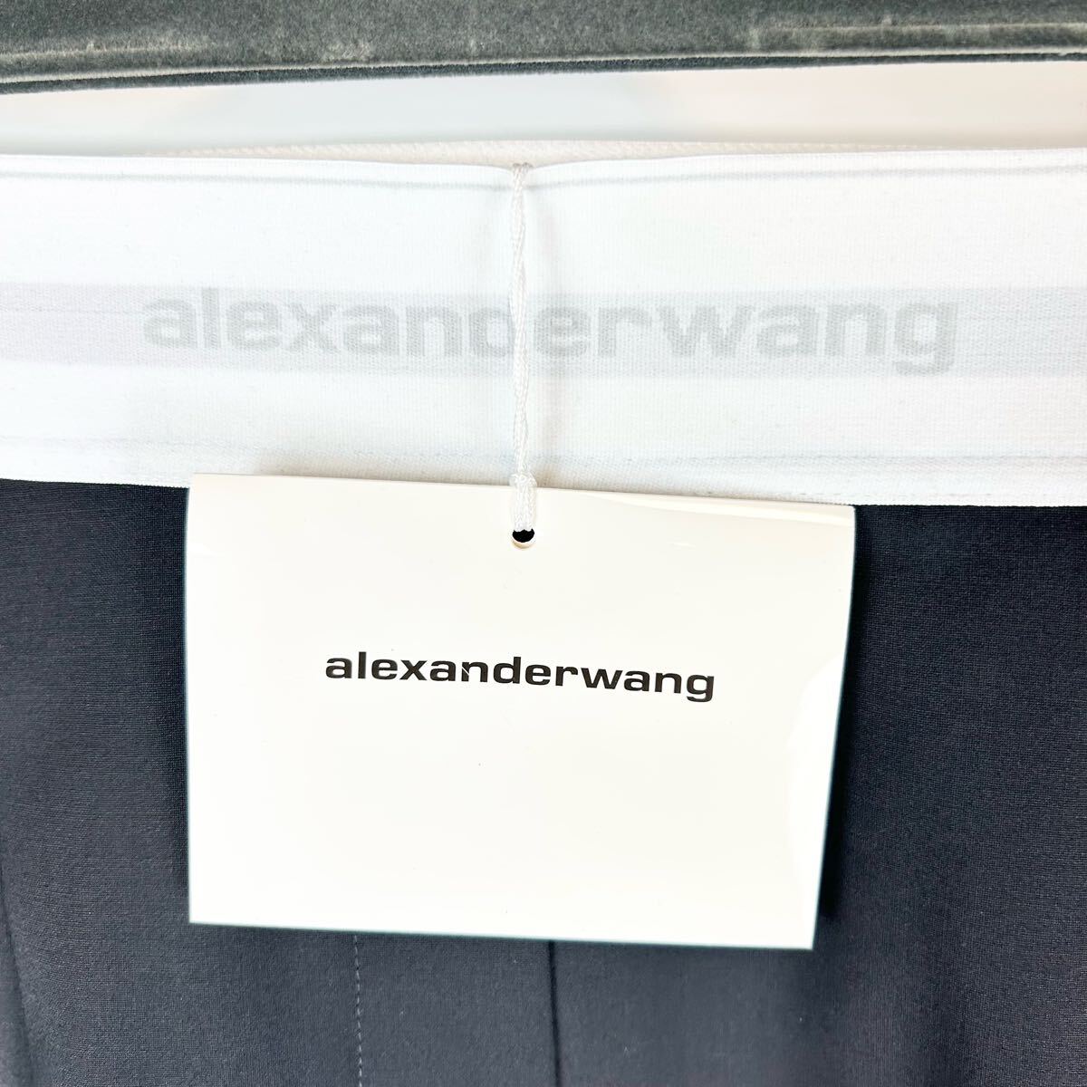 新品 alexanderwang ハイウエスト ショートパンツ 新品 alexanderwang ハイウエスト ショートパンツ