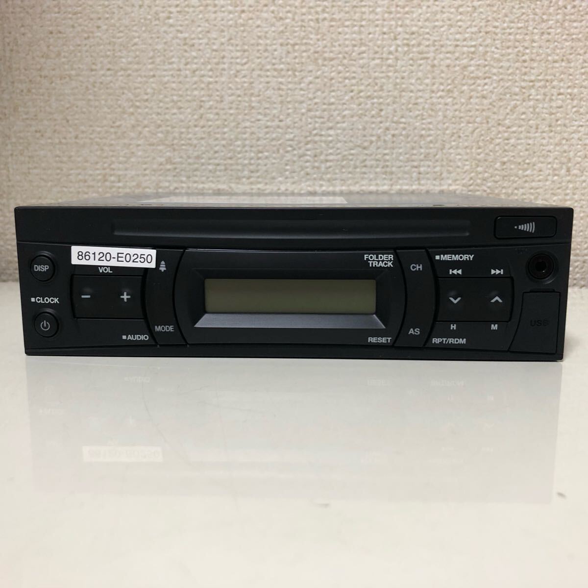 新車外し 日野純正 24V トラック純正オーディオ AM FM AUX USB 新車外し 日野純正 24V トラック純正オーディオ AM FM AUX USB