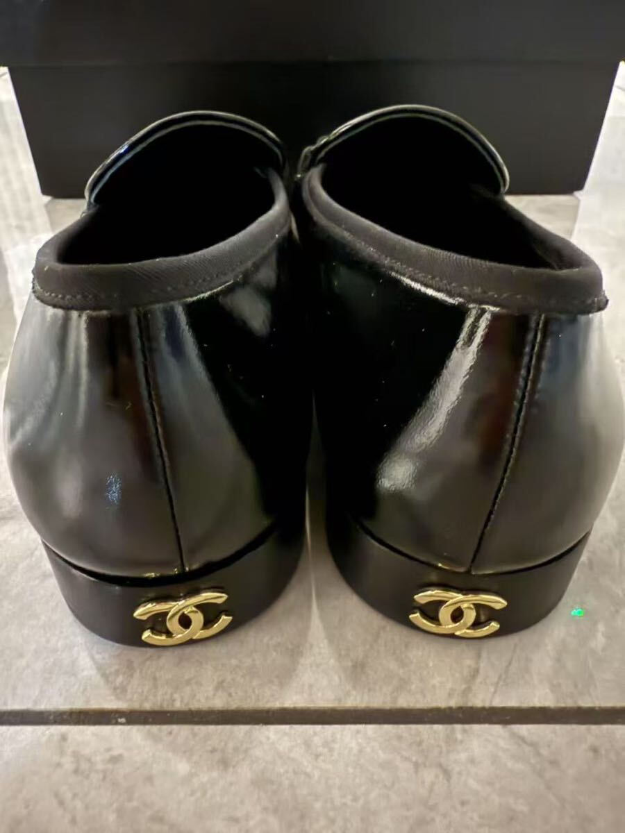 新品 CHANEL シャネル パテント ローファー 38(レディース 新品 CHANEL シャネル パテント ローファー 38(レディース