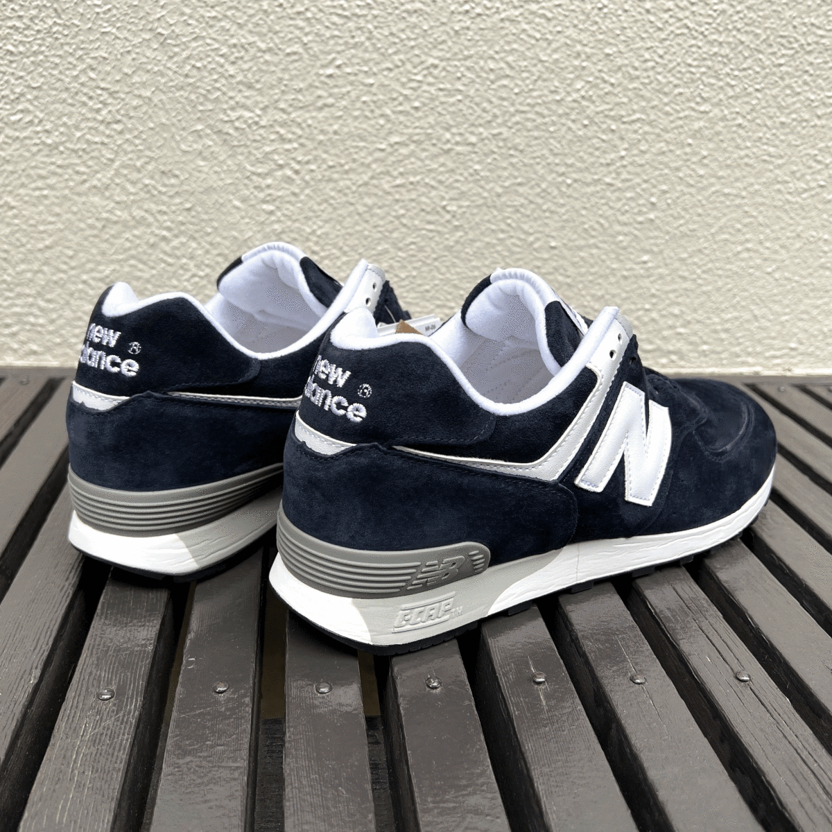  внутренний стандартный товар UK производства New Balance M576DNW темно-синий × белый US8.5D 26.5cm ограничение Англия Британия производства NB замша темно-синий спортивные туфли Made In England
