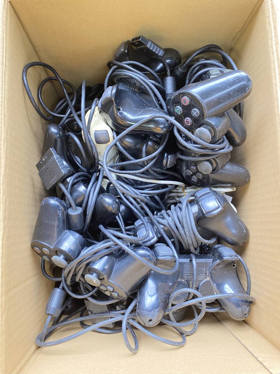PS2 コントローラー 約22個セット まとめ 純正品 動作未確認 PS2 コントローラー 約22個セット まとめ 純正品 動作未確認