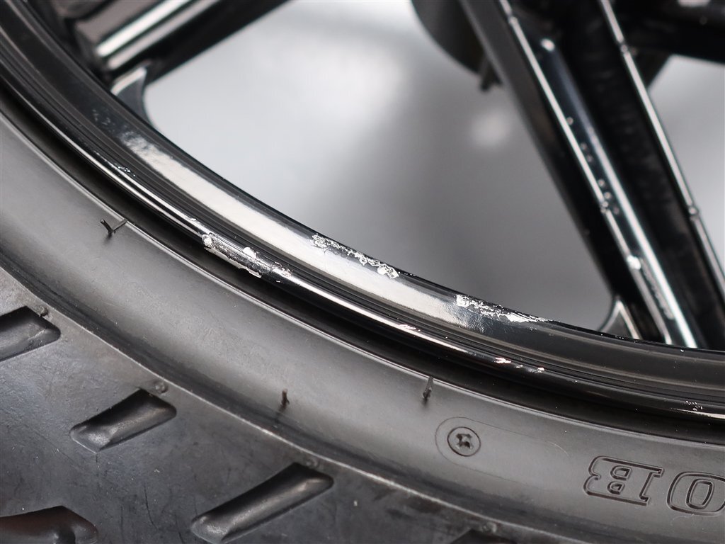 ?CBR250RR/MC22 純正 リアホイール 17×4.00/φ17mm (H0428B16) 1992年式