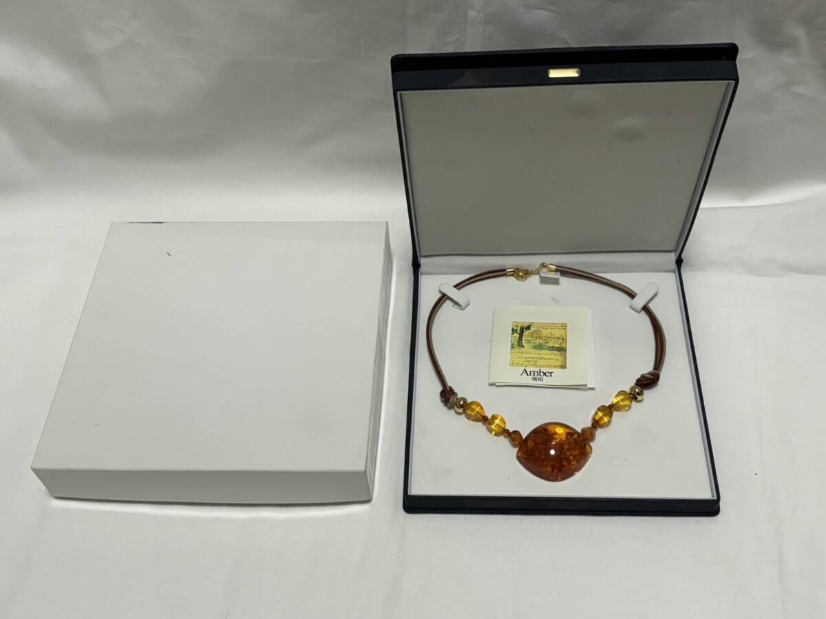☆未使用 天然琥珀高級品 Amberアンバー ネックレス ☆未使用 天然琥珀高級品 Amberアンバー ネックレス