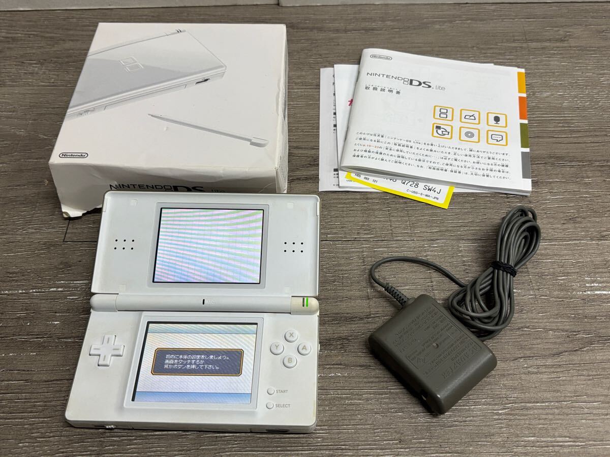 ☆ DSLite ☆ ニンテンドーDS Lite クリスタルホワイト 動作品 ☆ DSLite ☆ ニンテンドーDS Lite クリスタルホワイト 動作品