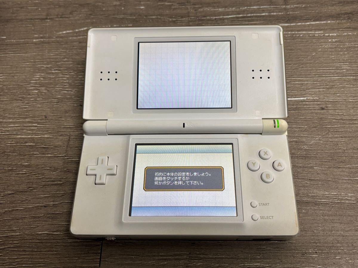 ☆ DSLite ☆ ニンテンドーDS Lite クリスタルホワイト 動作品 ☆ DSLite ☆ ニンテンドーDS Lite クリスタルホワイト 動作品