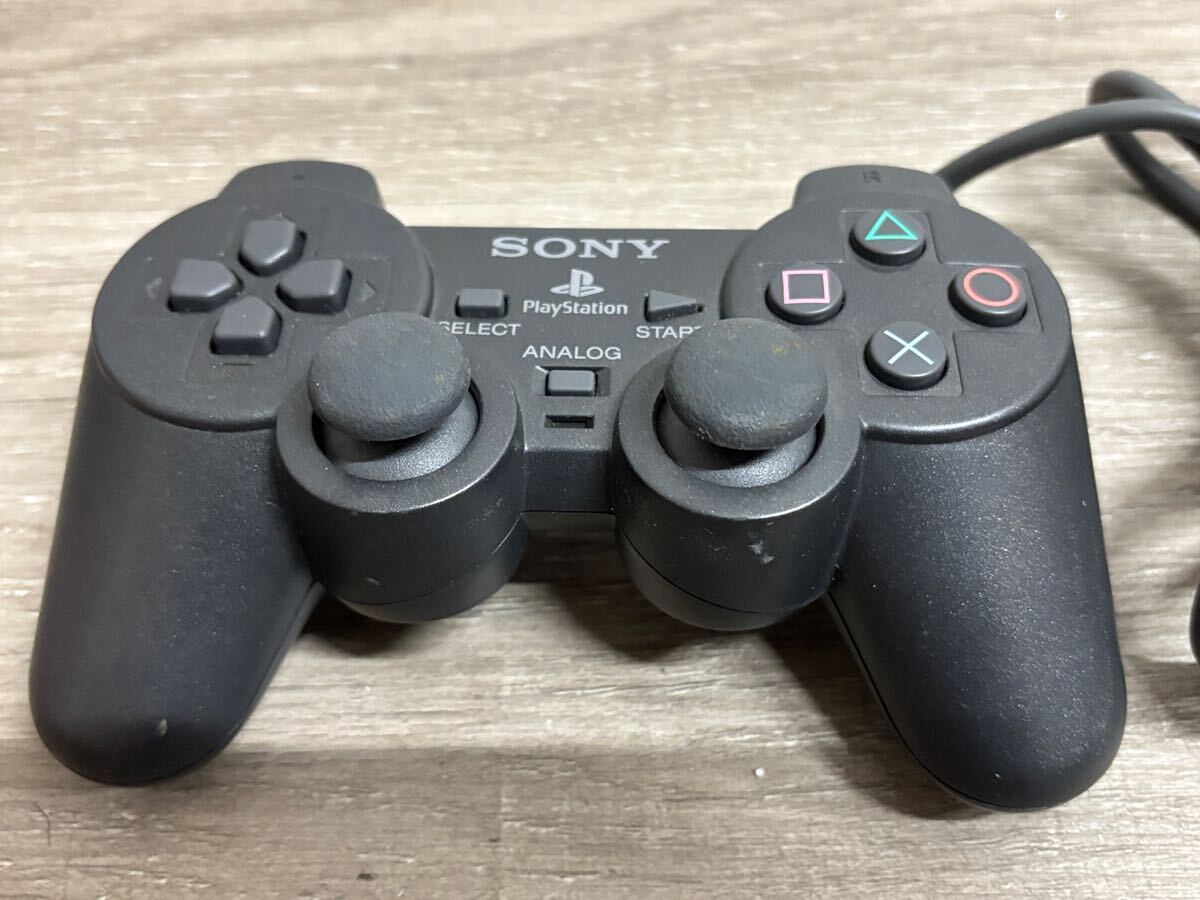 ☆ PS1 ☆ プレイステーション コントローラー ブラック 動作品 ☆ PS1 ☆ プレイステーション コントローラー ブラック 動作品
