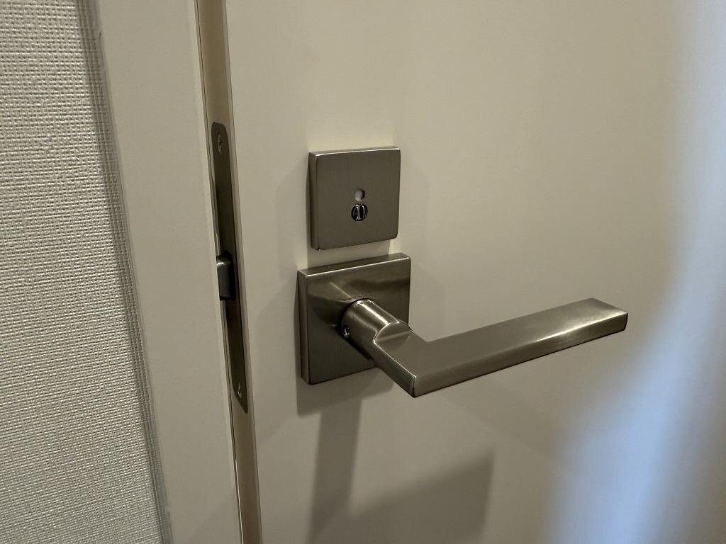AI-18/モデルルーム展示品/トイレドア/室内ドア/施錠・枠付き AI-18/モデルルーム展示品/トイレドア/室内ドア/施錠・枠付き